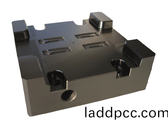 氮化(hua)鉻鋁鈦(tai)（TiAlCrN）塗層